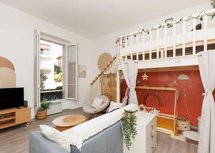 Le Rainbow Grand Type Loft Κάννες
